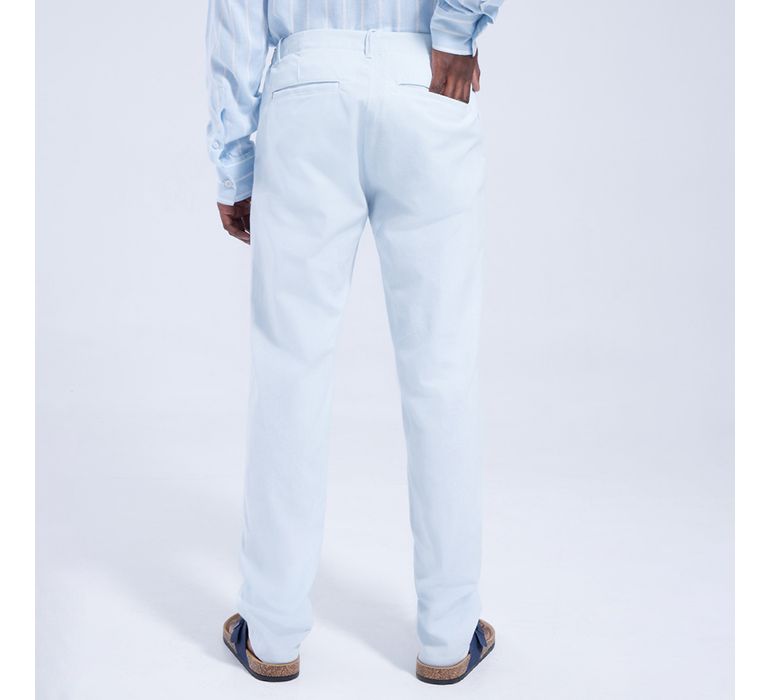 Pantalón casual tipo chino elástico de hombre - Blanes - 46  Pantalones  casuales, Pantalones vaqueros elásticos, Pantalones